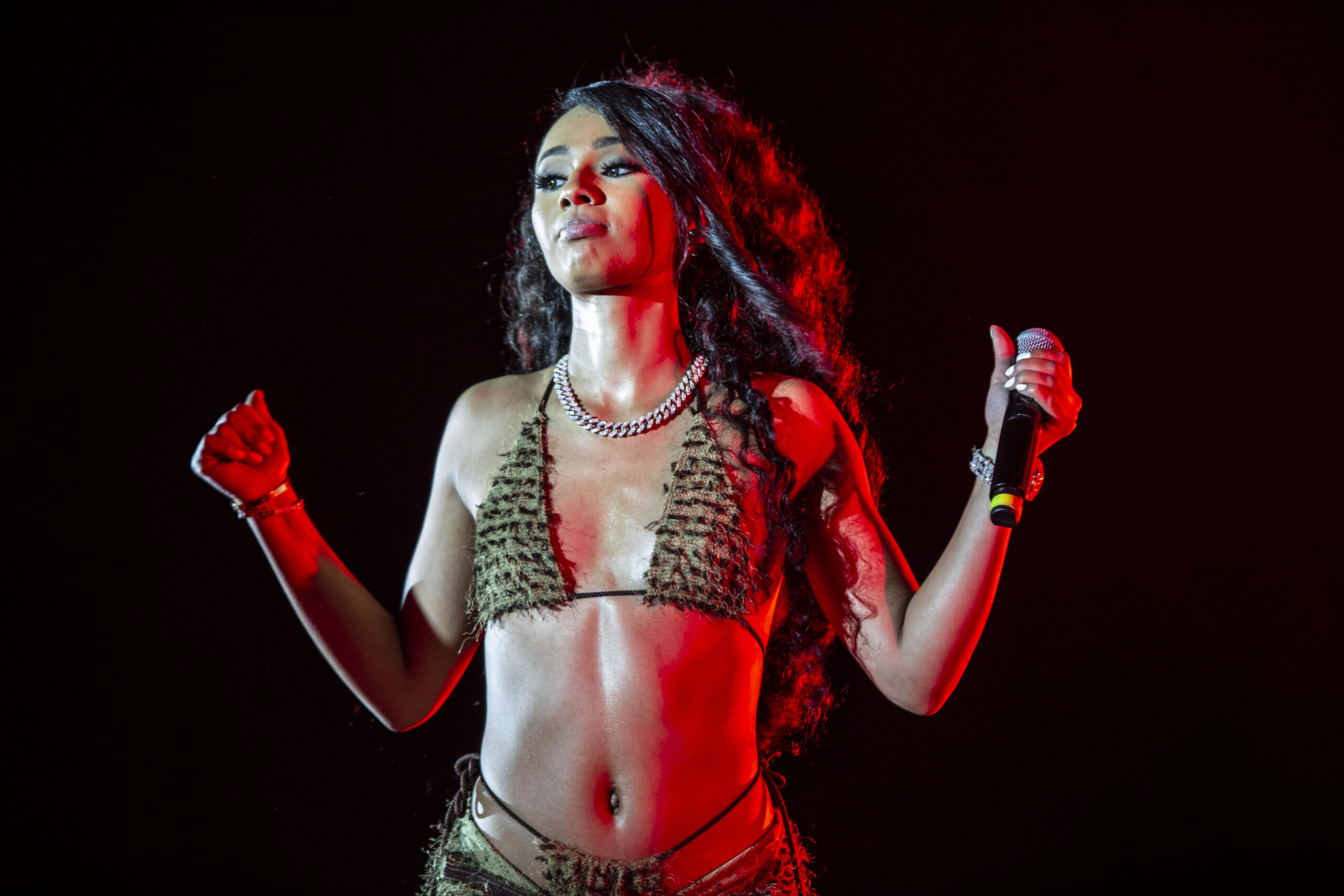 Rubi танцы. Нико танцы на тнт. Rubi танцы. Rubi танцы. Танец фортнайт фортнайт.